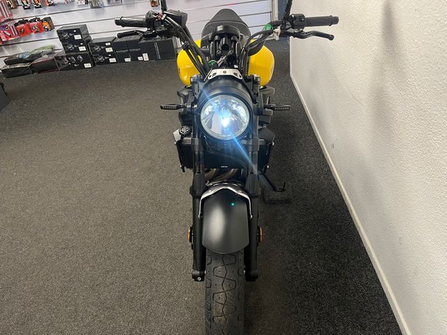 yamaha - xsr-700