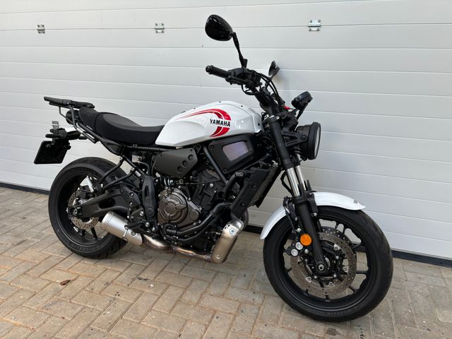 yamaha - xsr-700