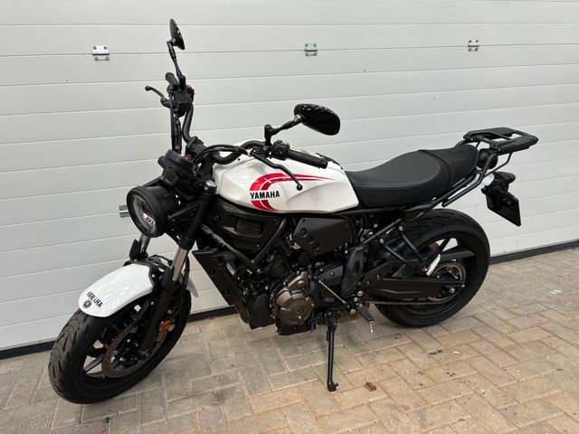 yamaha - xsr-700