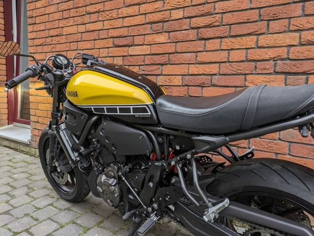 yamaha - xsr-700