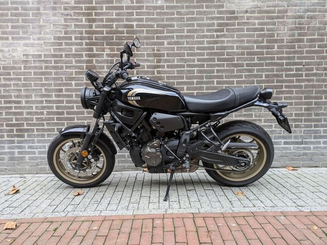 yamaha - xsr-700