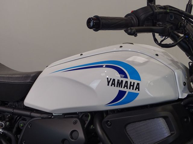 yamaha - xsr-700