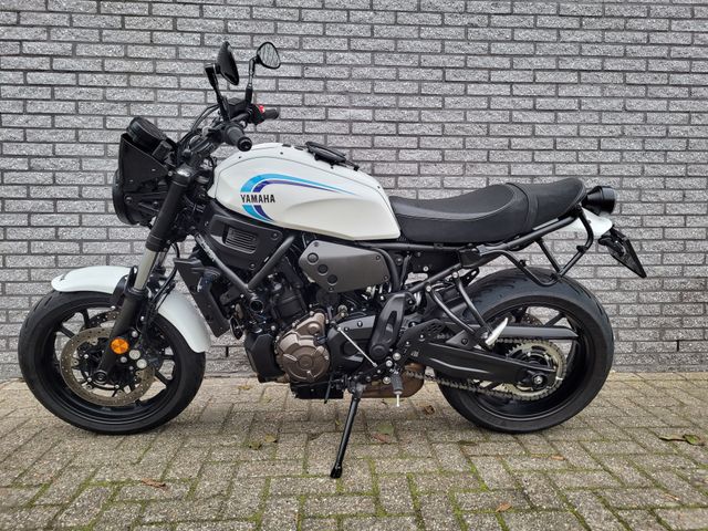 yamaha - xsr-700