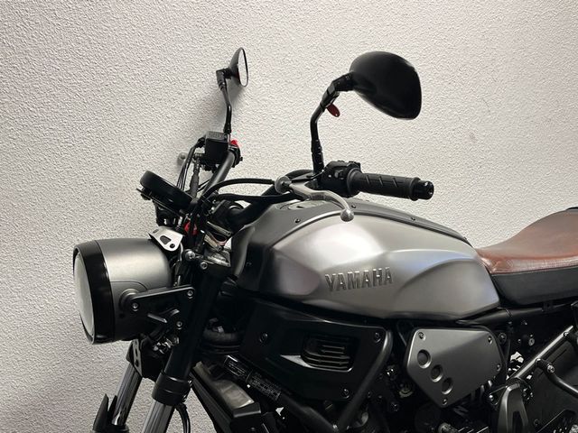 yamaha - xsr-700-abs