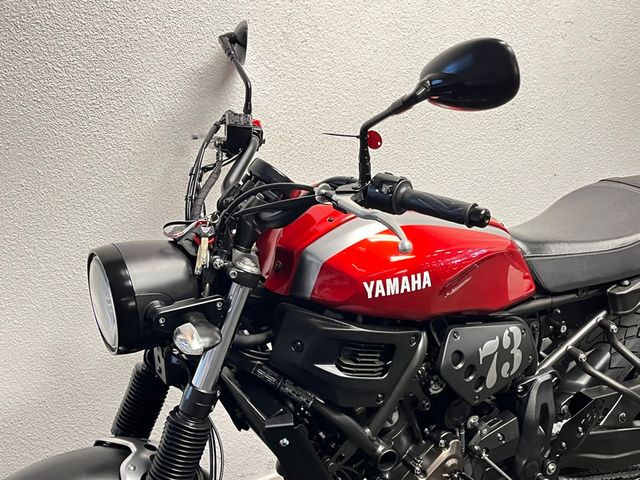 yamaha - xsr-700-abs