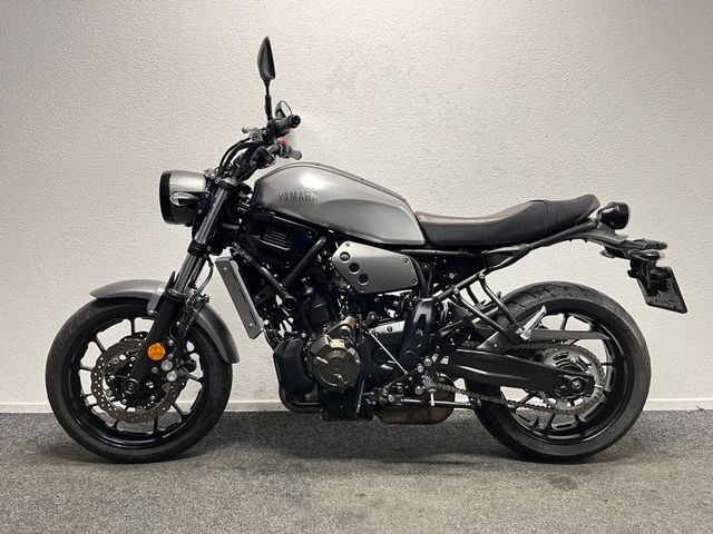 yamaha - xsr-700-abs