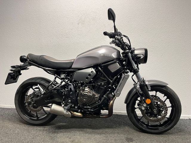 yamaha - xsr-700-abs