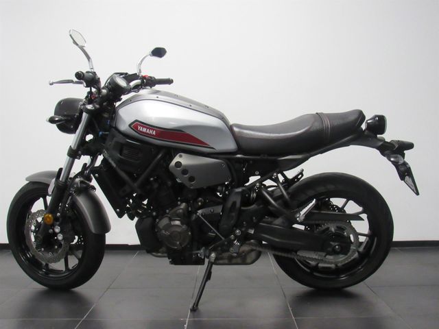 yamaha - xsr-700-abs