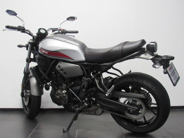 yamaha - xsr-700-abs