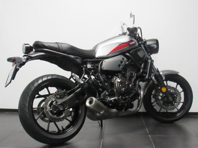 yamaha - xsr-700-abs