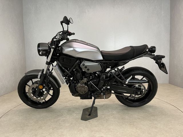 yamaha - xsr-700-abs