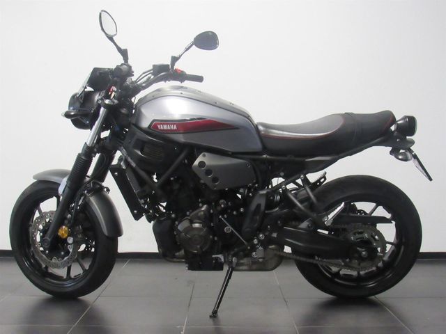 yamaha - xsr-700-abs