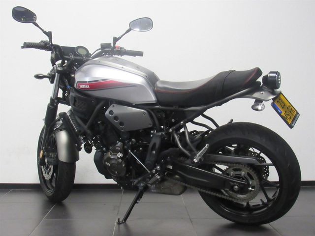 yamaha - xsr-700-abs