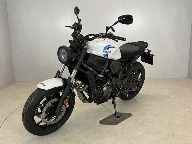 yamaha - xsr-700-abs