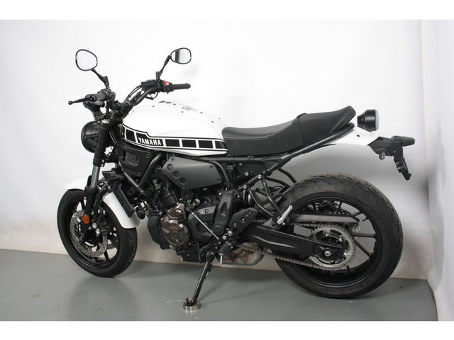 yamaha - xsr-700-abs