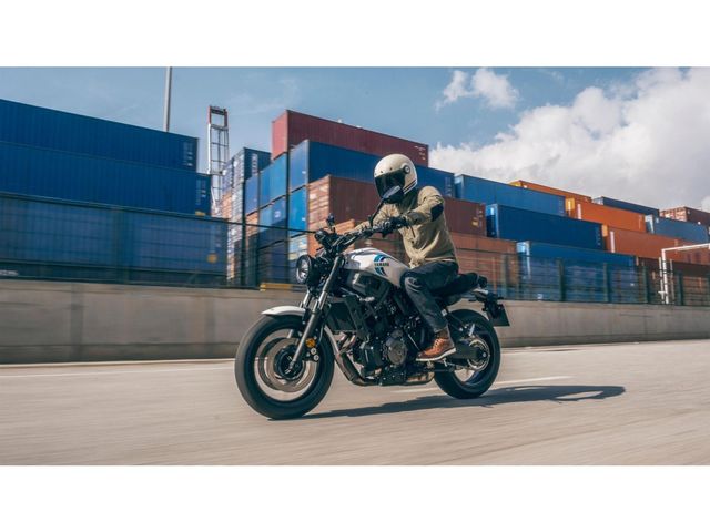 yamaha - xsr-700-abs