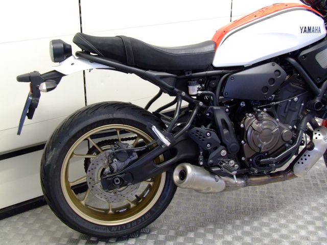 yamaha - xsr-700-abs