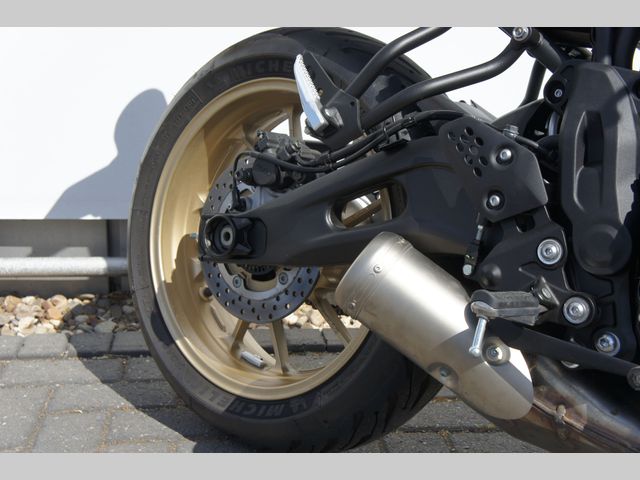 yamaha - xsr-700-abs