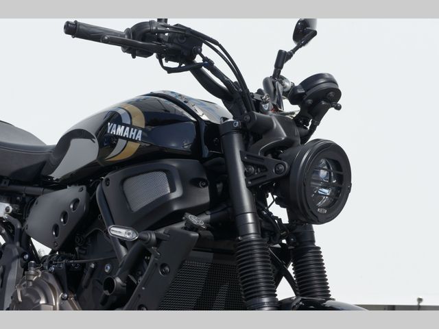 yamaha - xsr-700-abs