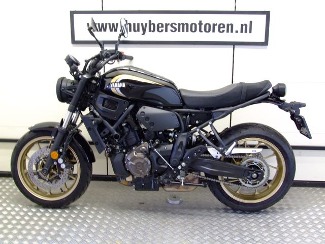 yamaha - xsr-700-abs