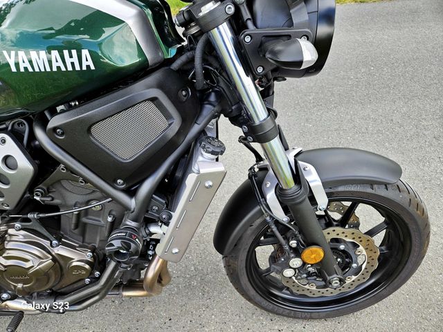 yamaha - xsr-700-abs