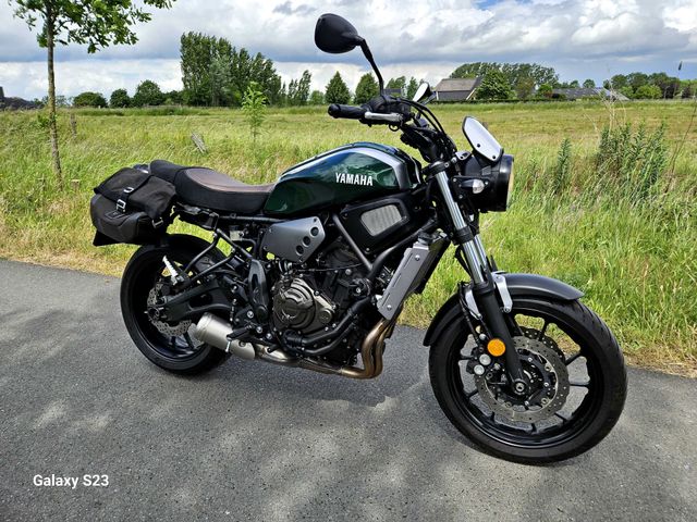 yamaha - xsr-700-abs