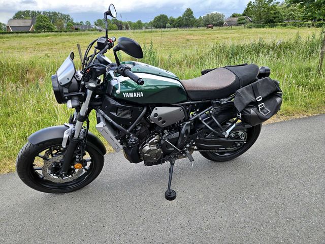 yamaha - xsr-700-abs