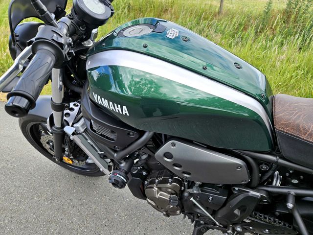 yamaha - xsr-700-abs
