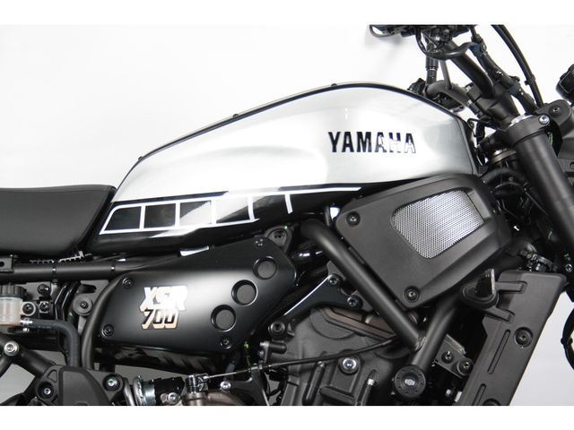 yamaha - xsr-700-legacy