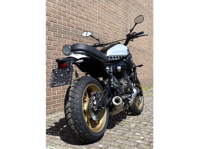 yamaha - xsr-700-legacy