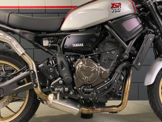 yamaha - xsr-700-xtribute