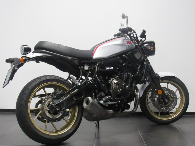 yamaha - xsr-700-xtribute