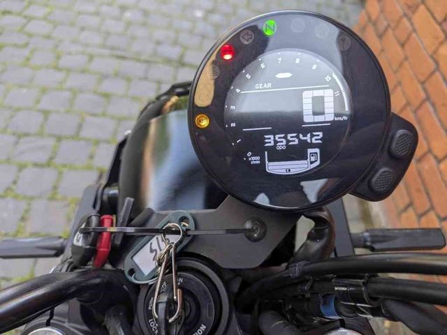 yamaha - xsr-700-xtribute