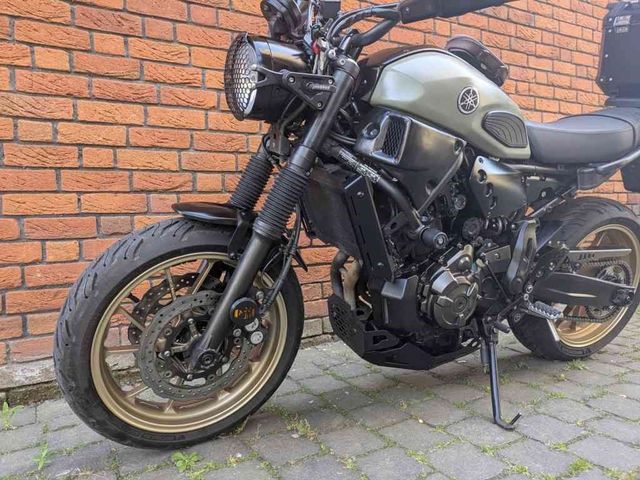 yamaha - xsr-700-xtribute