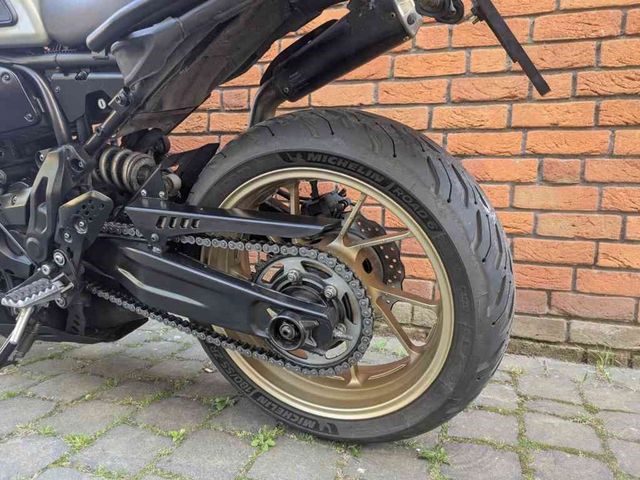 yamaha - xsr-700-xtribute