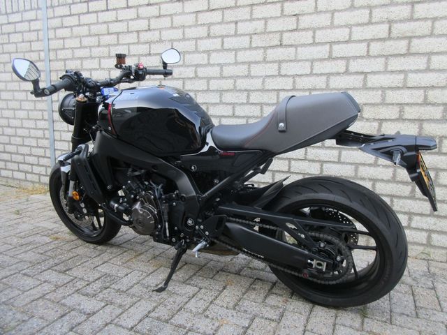 yamaha - xsr-900