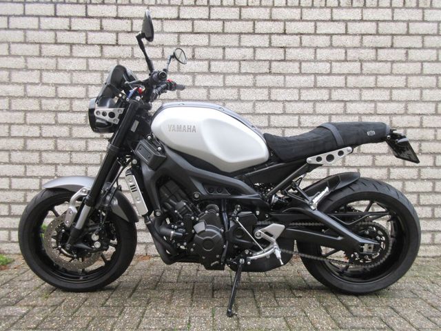 yamaha - xsr-900