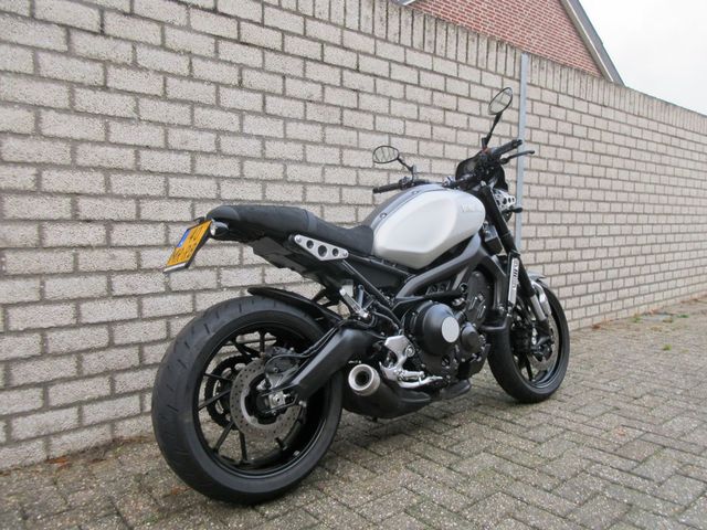 yamaha - xsr-900