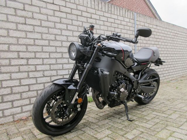 yamaha - xsr-900