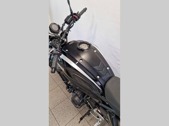 yamaha - xsr-900