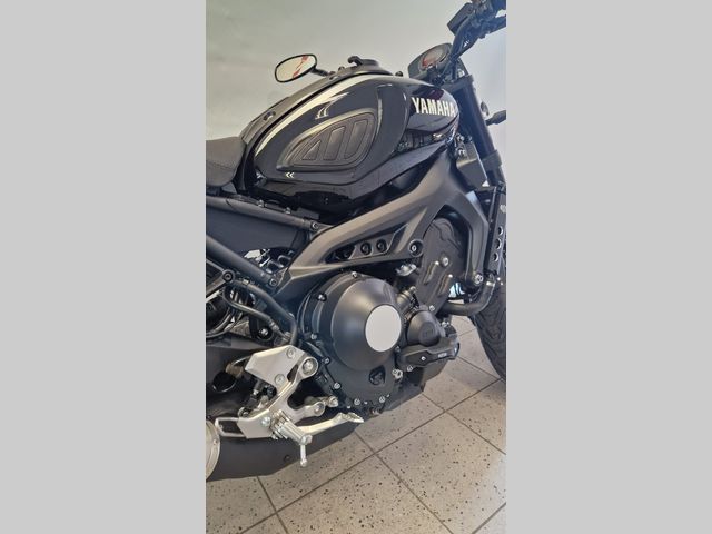 yamaha - xsr-900