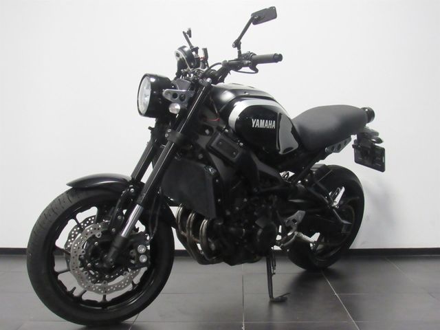 yamaha - xsr-900-abs