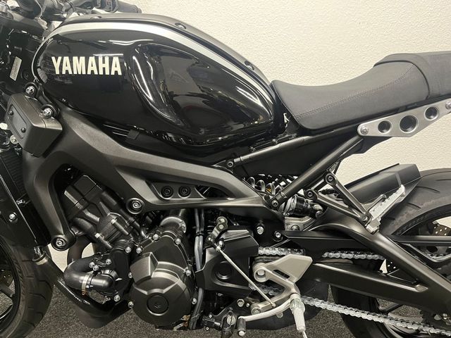 yamaha - xsr-900-abs