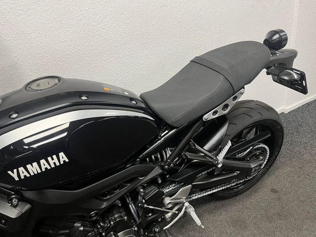 yamaha - xsr-900-abs