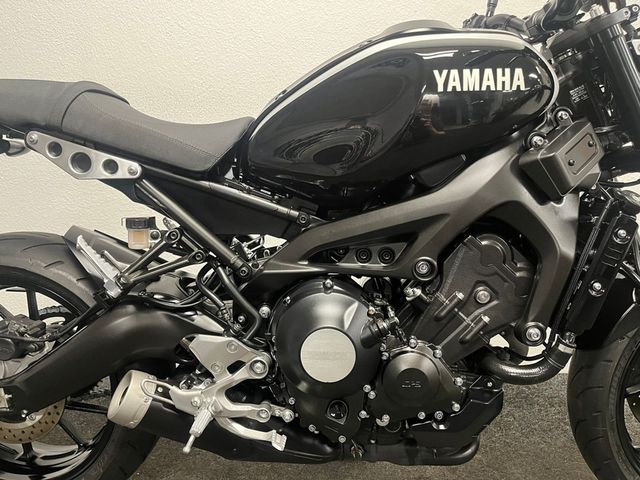 yamaha - xsr-900-abs