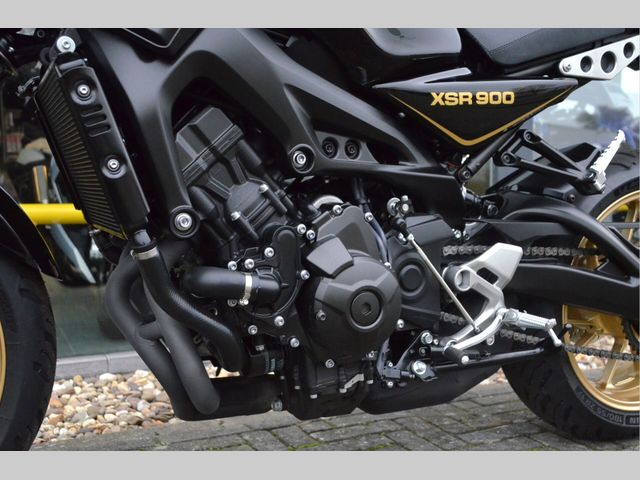 yamaha - xsr-900-abs