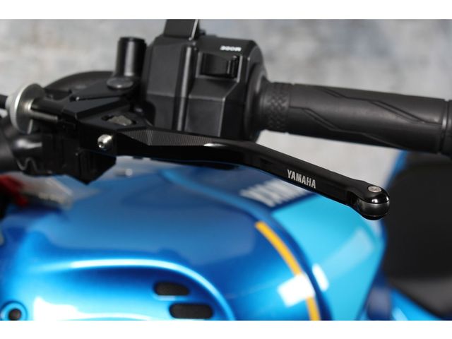 yamaha - xsr-900-abs