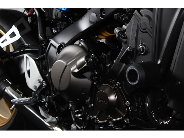 yamaha - xsr-900-abs