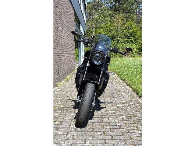 yamaha - xsr-900-abs