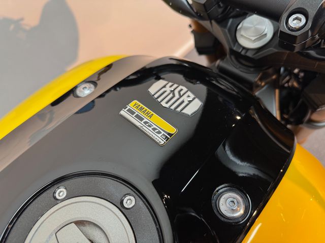 yamaha - xsr-900-abs